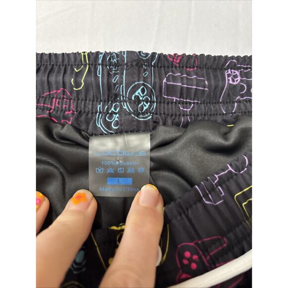 Lucowee Boys Large Swim Shorts Trunks Video Game Controllers Beach Surf Resort - Picture 4 of 7